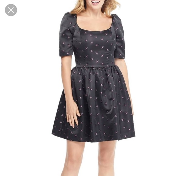 NEW • Gal Meets Glam • Maude Daisy Satin Dress - Picture 2 of 7